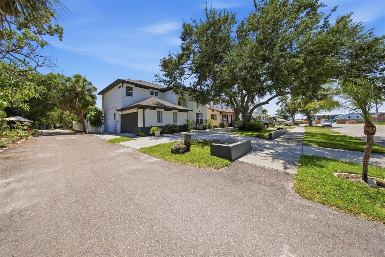 236 15th Avenue Se, Saint Petersburg, FL 33701 Photo