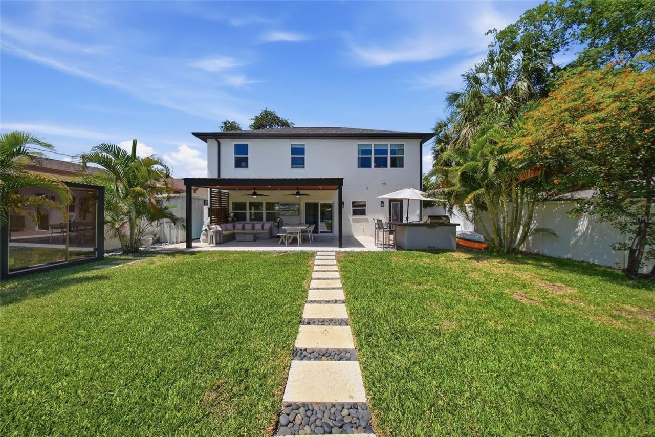 236 15th Avenue Se, Saint Petersburg, FL 33701 Photo