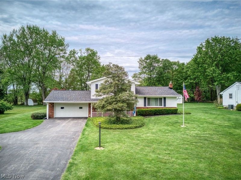 14500 Broadwood Drive, Burton, OH 44021 Photo 1
