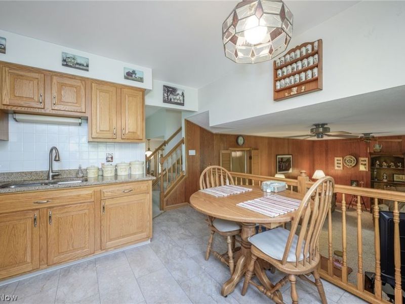 14500 Broadwood Drive, Burton, OH 44021 Photo 12