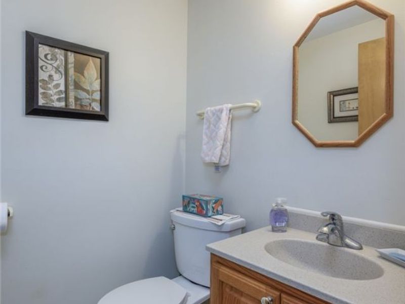 14500 Broadwood Drive, Burton, OH 44021 Photo 27