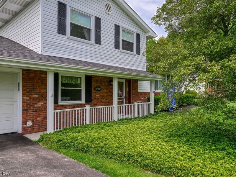 14500 Broadwood Drive, Burton, OH 44021 Photo 5