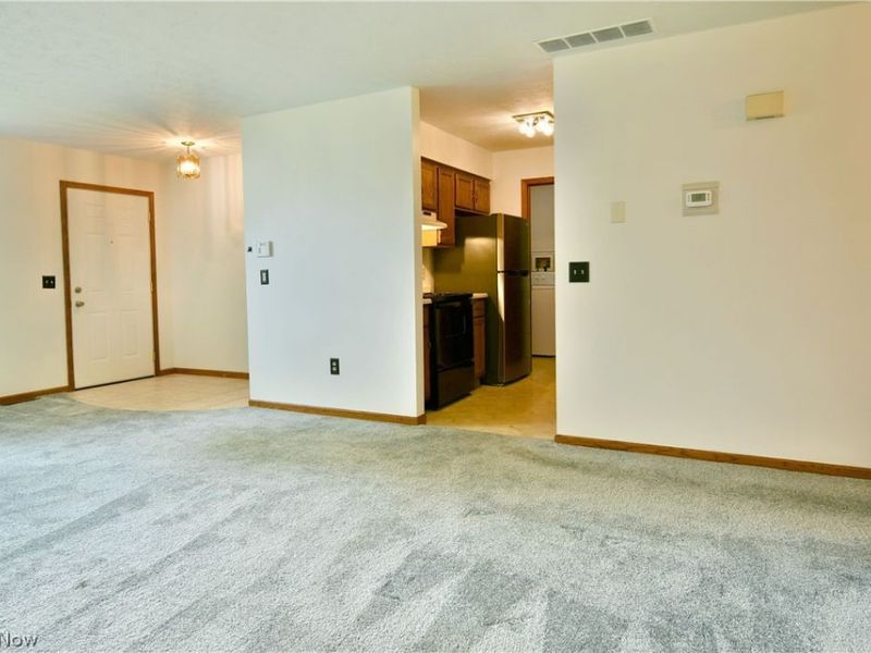 2237 Cadwallader Sonk, Unit A, Cortland, OH 44410 Photo 10