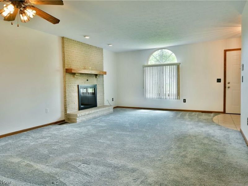 2237 Cadwallader Sonk, Unit A, Cortland, OH 44410 Photo 12