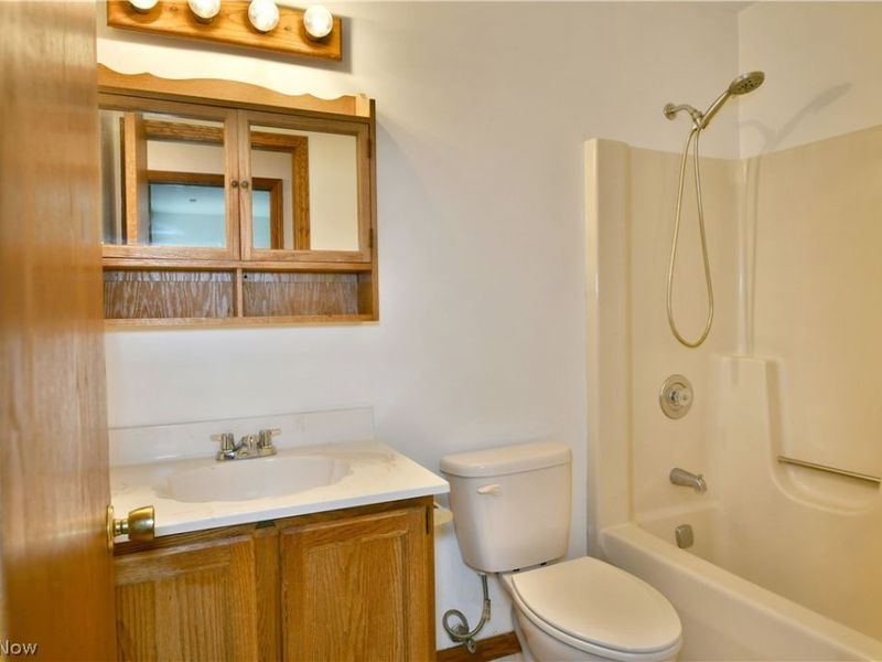 2237 Cadwallader Sonk, Unit A, Cortland, OH 44410 Photo 35