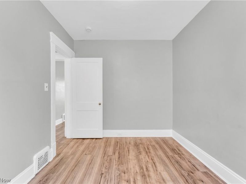 3309 Desota Avenue, Unit 2/UP, Cleveland Heights, OH 44118 Photo 14