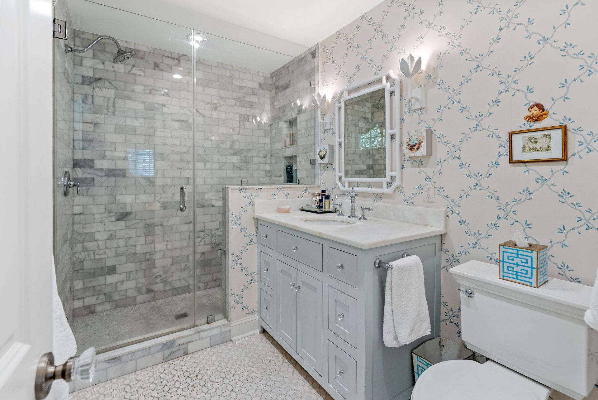708 Pitt Street Photo 22