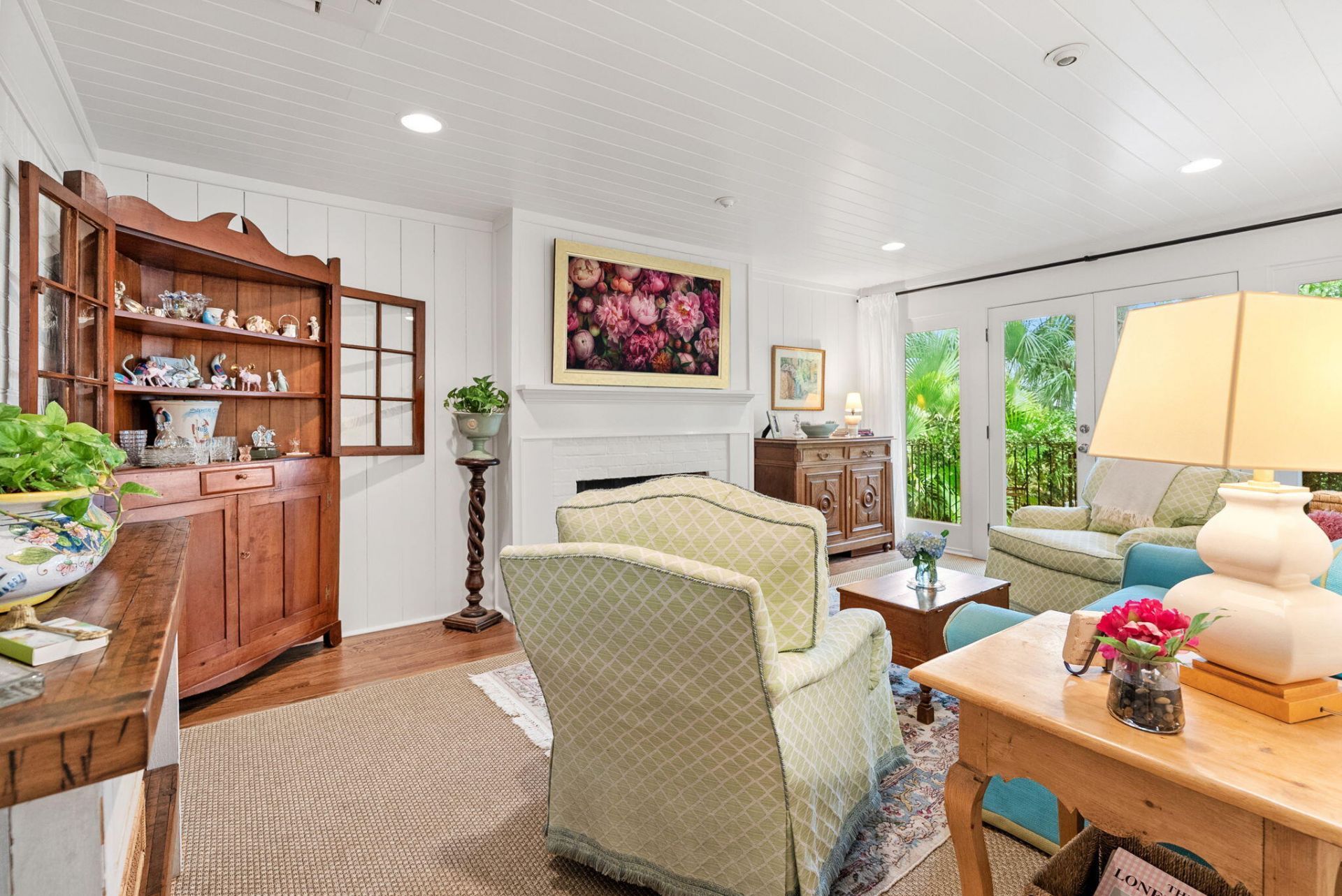 708 Pitt Street Photo 28