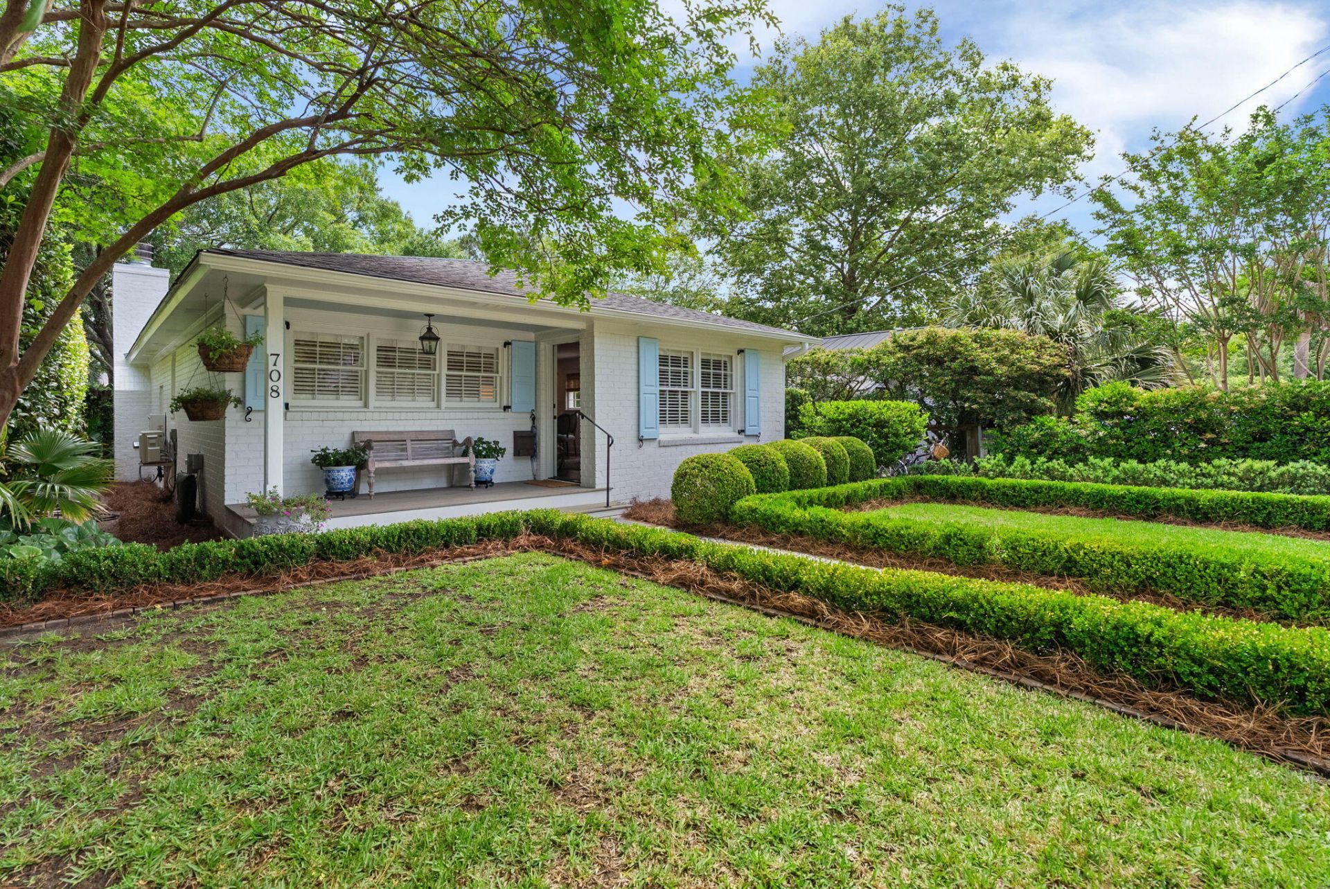 708 Pitt Street Photo 46