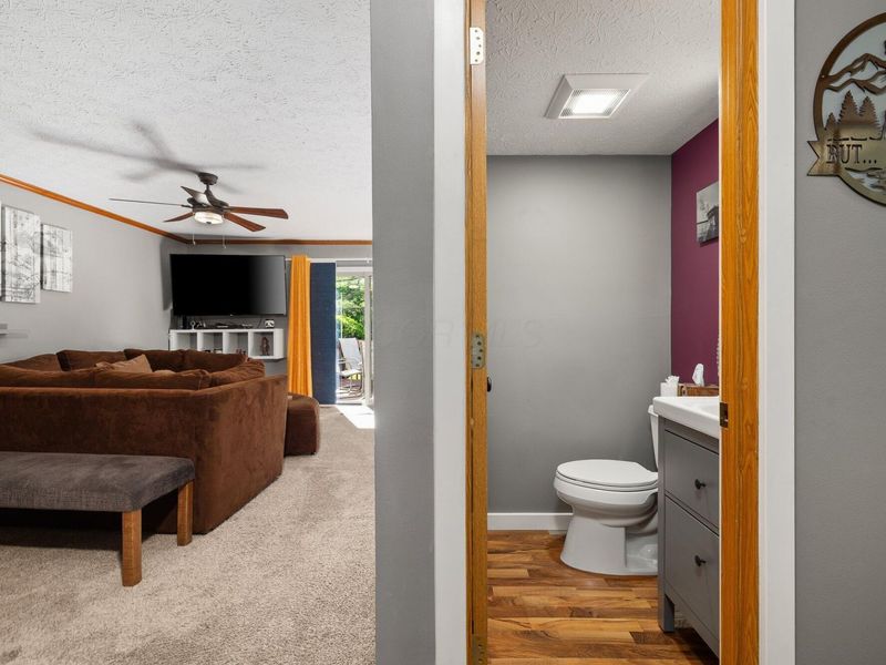 5800 Wendcliff Drive , Unit 5800B, Columbus, OH 43231 Photo 11