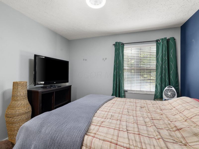 5800 Wendcliff Drive , Unit 5800B, Columbus, OH 43231 Photo 15