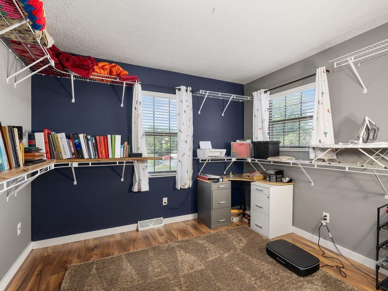 5800 Wendcliff Drive , Unit 5800B, Columbus, OH 43231 Photo 17