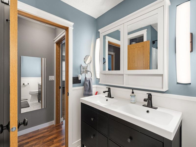 5800 Wendcliff Drive , Unit 5800B, Columbus, OH 43231 Photo 19