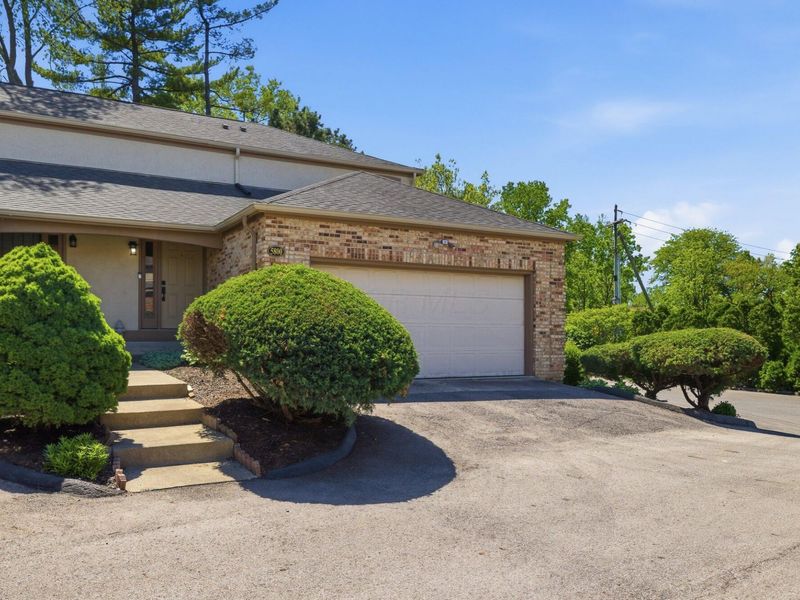 5800 Wendcliff Drive , Unit 5800B, Columbus, OH 43231 Photo 25