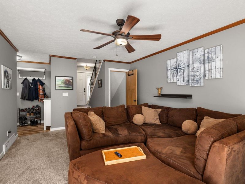 5800 Wendcliff Drive , Unit 5800B, Columbus, OH 43231 Photo 4