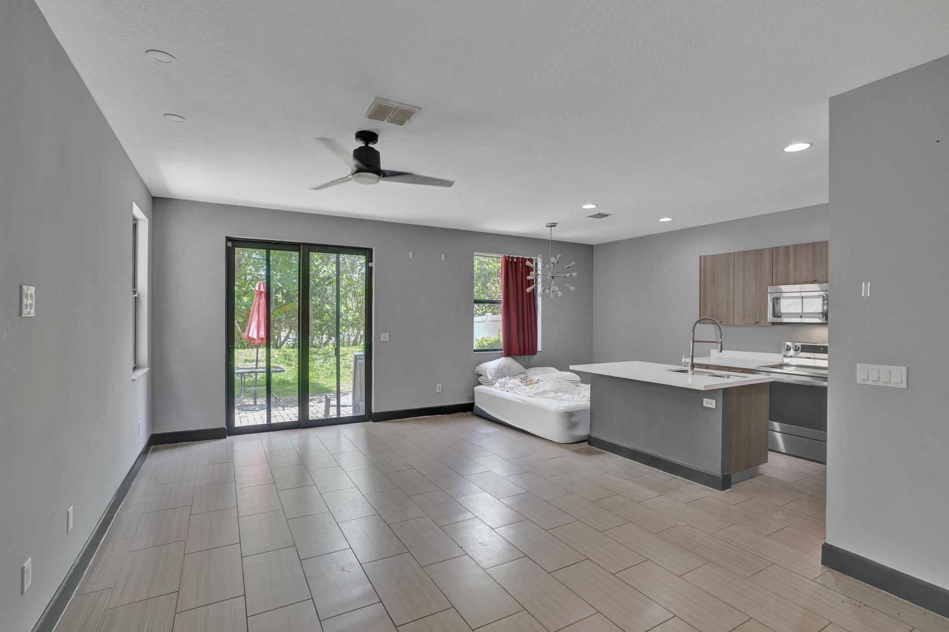 5902 NW 46th Lane, Tamarac, FL 33319 Photo