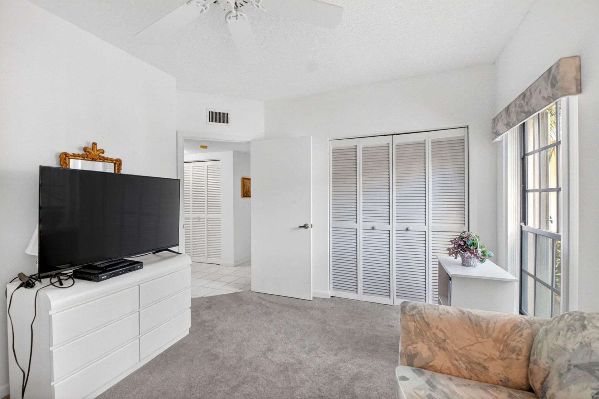 3281 Jog Park Drive, Greenacres, FL 33467 Photo