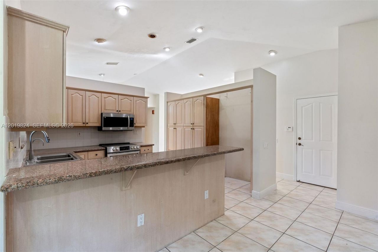 16035 SW 173rd Ave , Miami, FL 33187 Photo