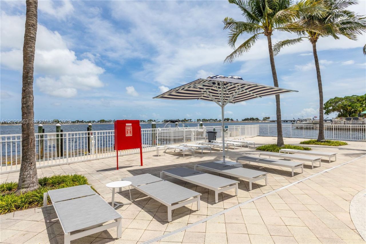 2101 NE Brickell Ave , Unit 2302, Miami, FL 33129 Photo