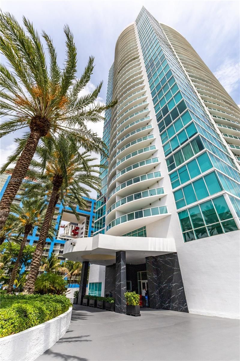 2101 NE Brickell Ave , Unit 2302, Miami, FL 33129 Photo
