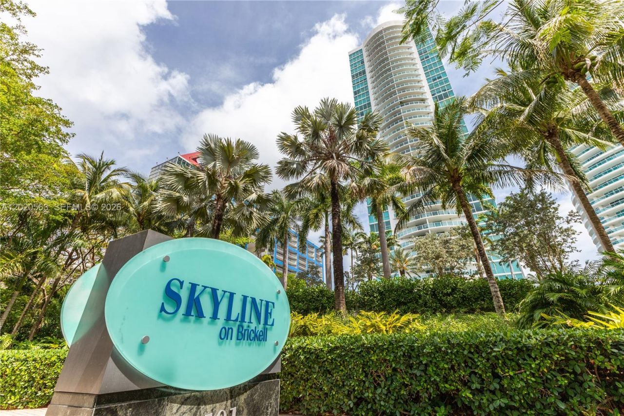2101 NE Brickell Ave , Unit 2302, Miami, FL 33129 Photo