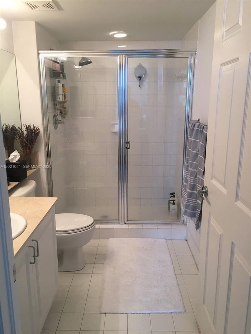 1155 Brickell Bay Dr, Unit 3102, Miami, FL 33131 Photo