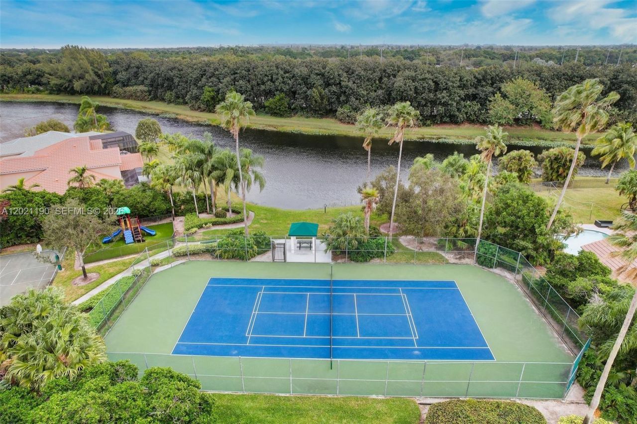 814 Heron Rd , Weston, FL 33326 Photo