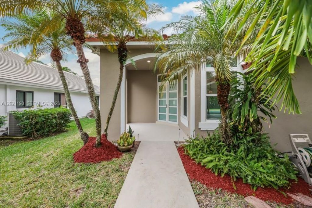 814 Heron Rd , Weston, FL 33326 Photo