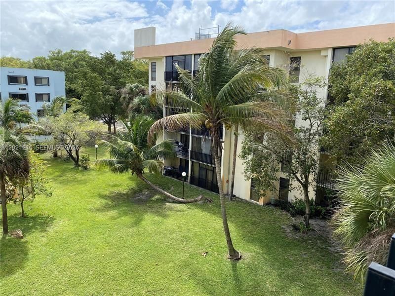 650 NE 149th St , Unit 407A, Miami, FL 33161 Photo