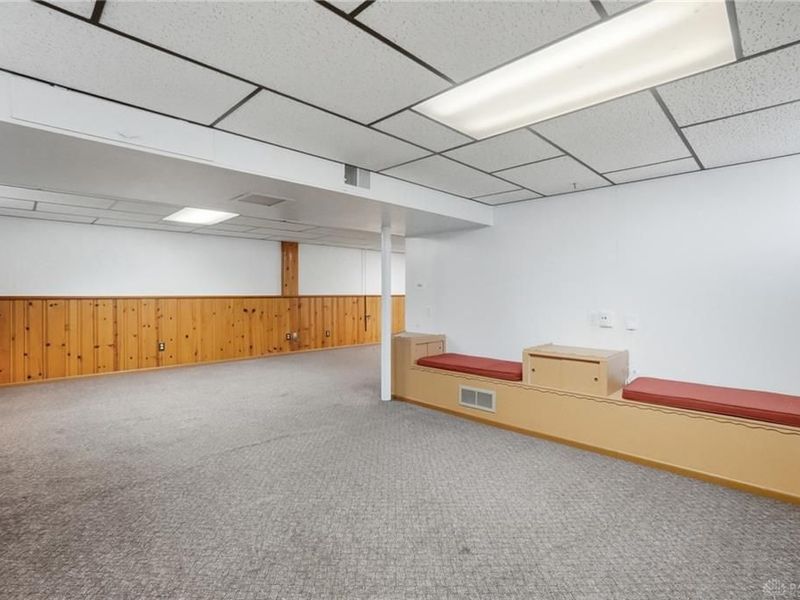 877 Woodhill Road, Riverside, OH 45431 Photo 27