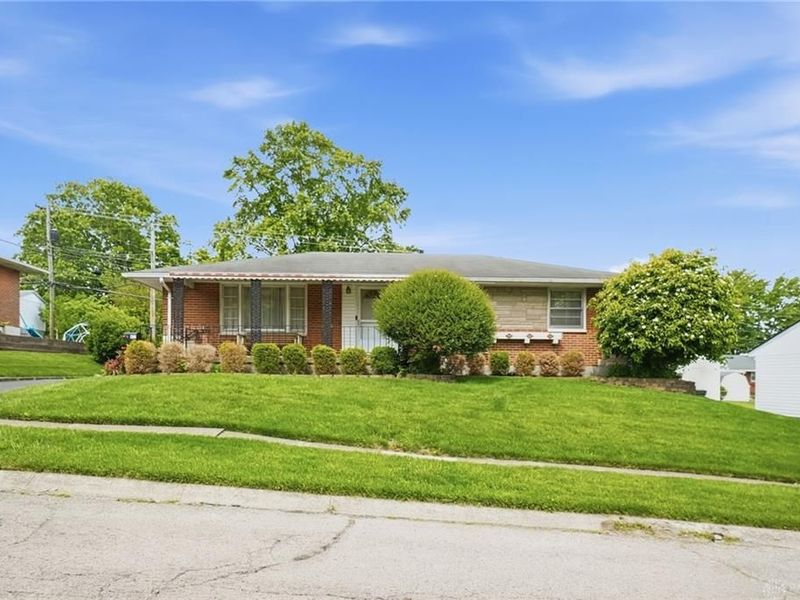 877 Woodhill Road, Riverside, OH 45431 Photo 3