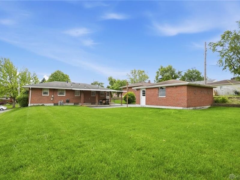 877 Woodhill Road, Riverside, OH 45431 Photo 34