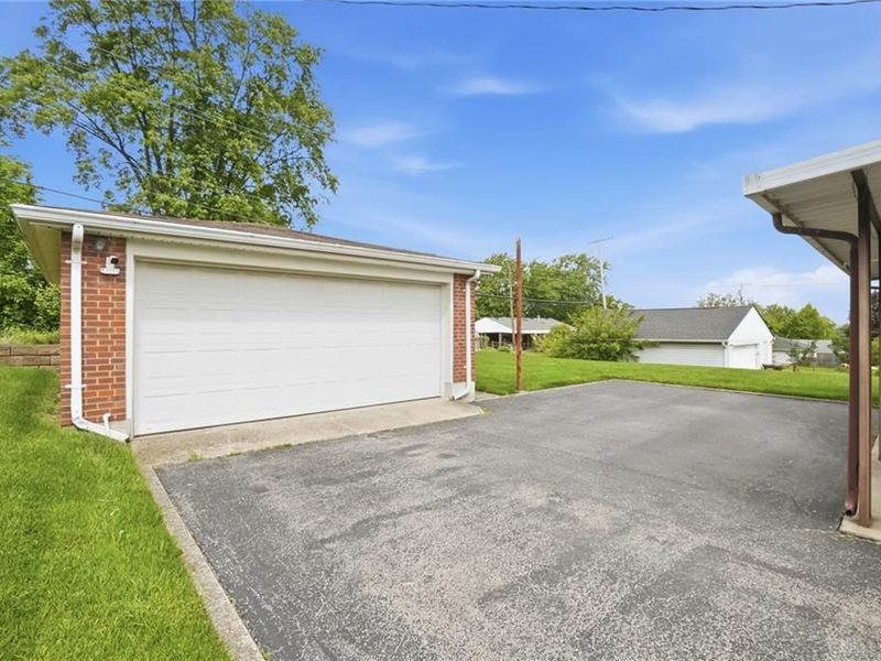 877 Woodhill Road, Riverside, OH 45431 Photo 36