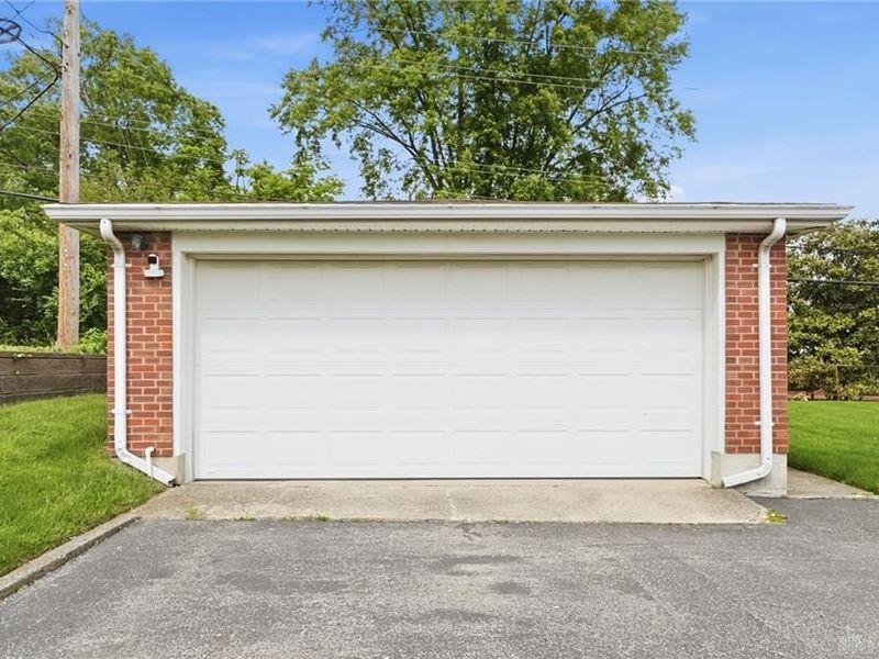877 Woodhill Road, Riverside, OH 45431 Photo 37