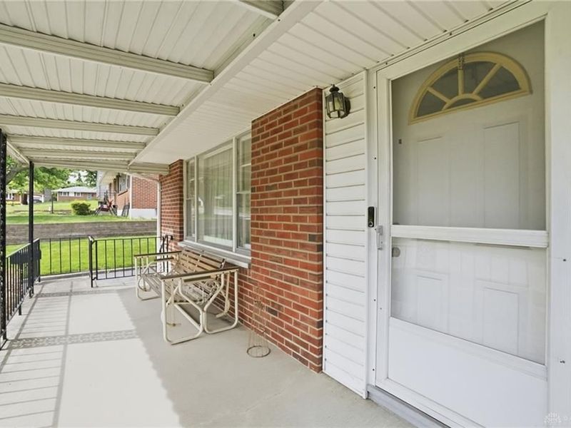 877 Woodhill Road, Riverside, OH 45431 Photo 4
