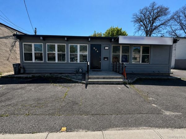 574 E Meadow Avenue, East Meadow, NY 11554