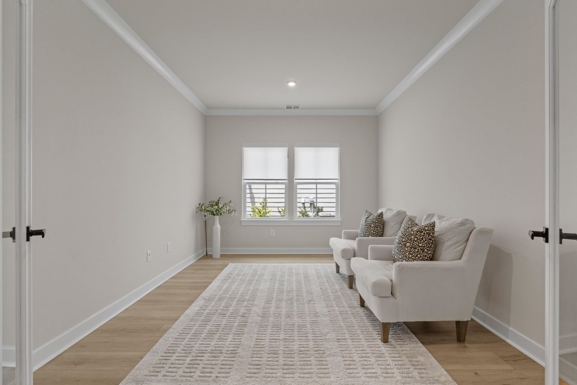 2206 Vera Way Photo 33