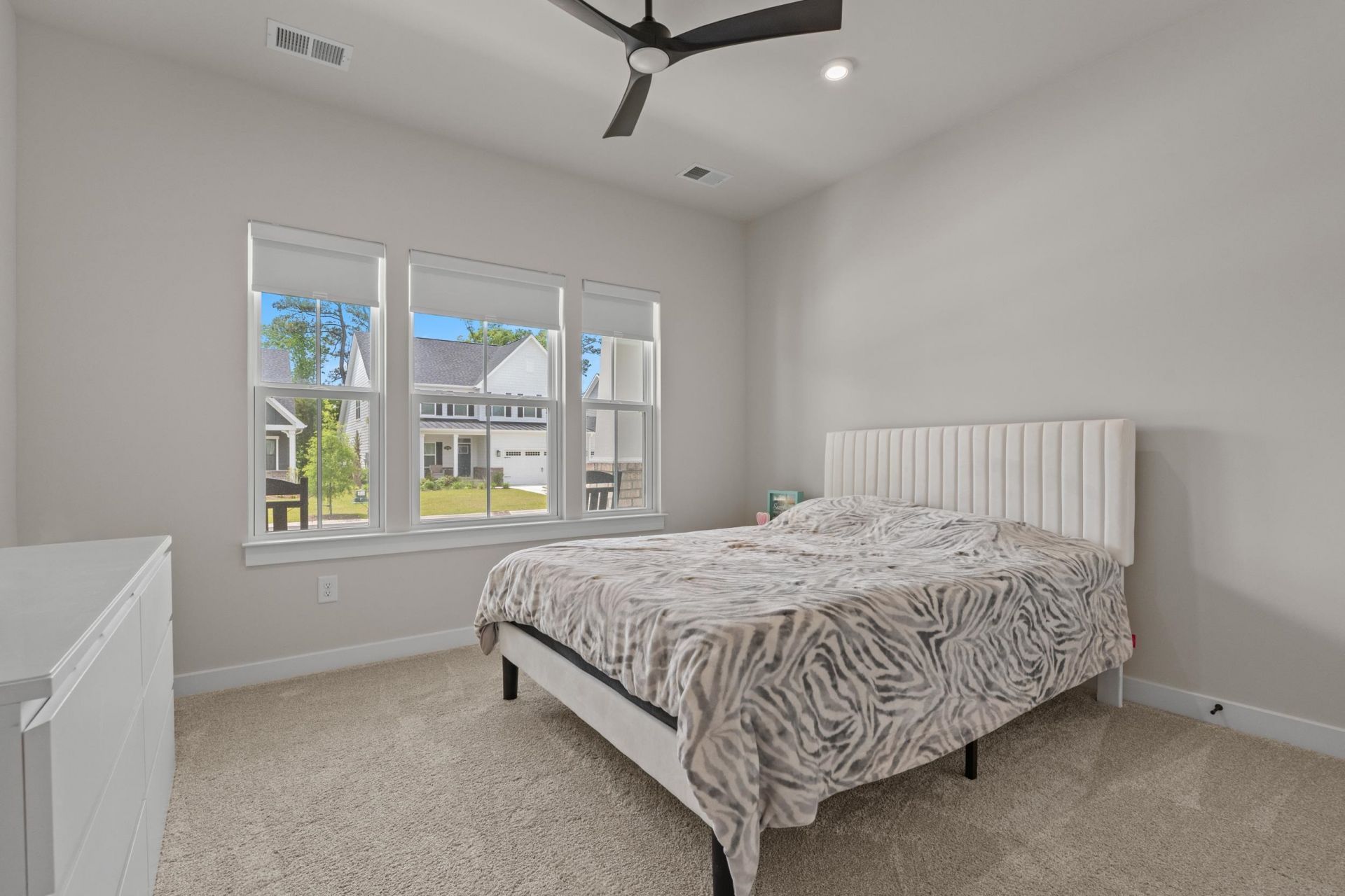 2206 Vera Way Photo 35