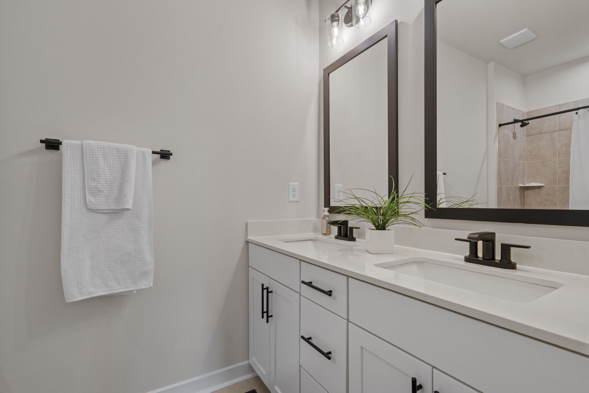 2206 Vera Way Photo 40