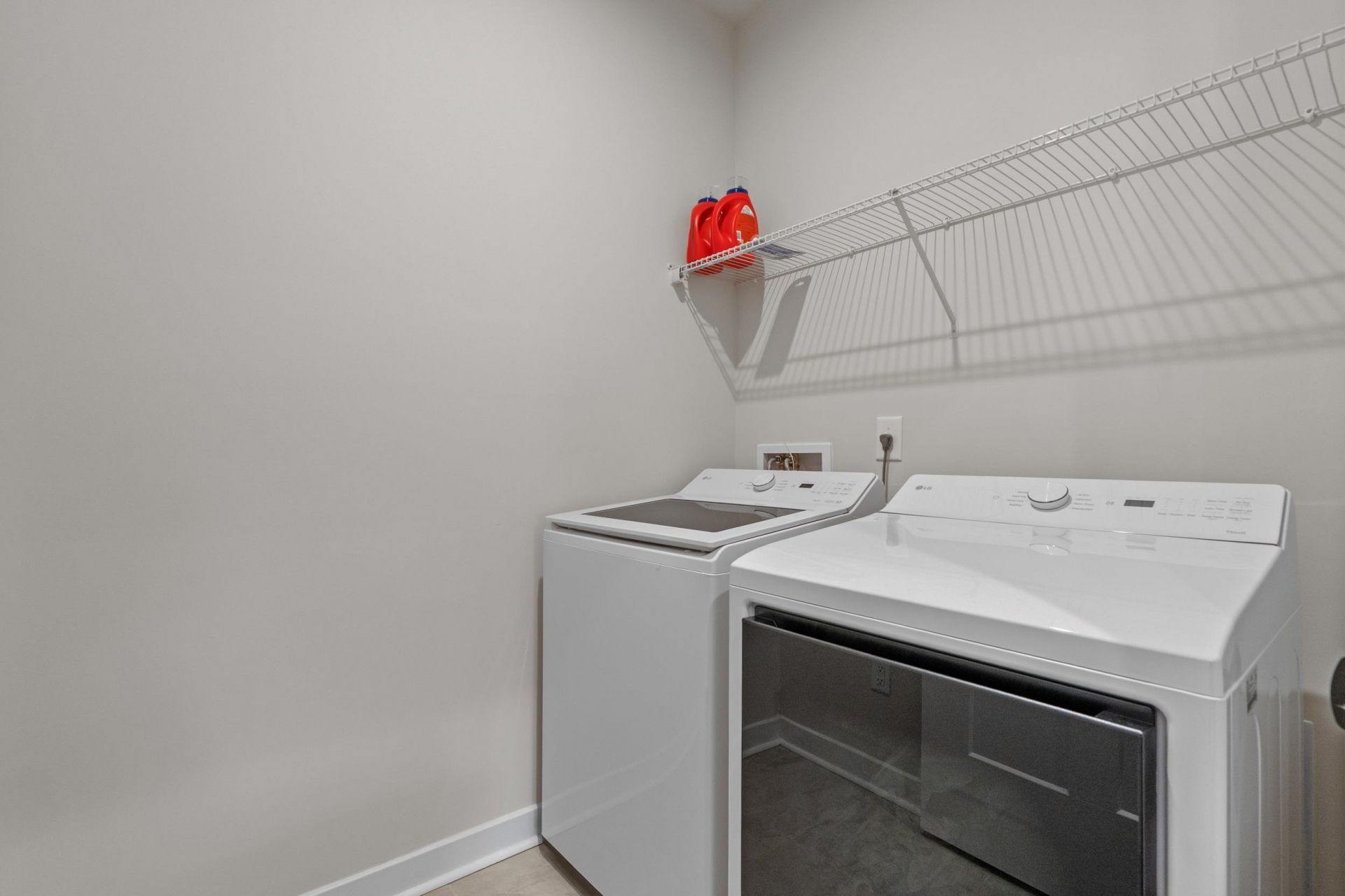 2206 Vera Way Photo 44