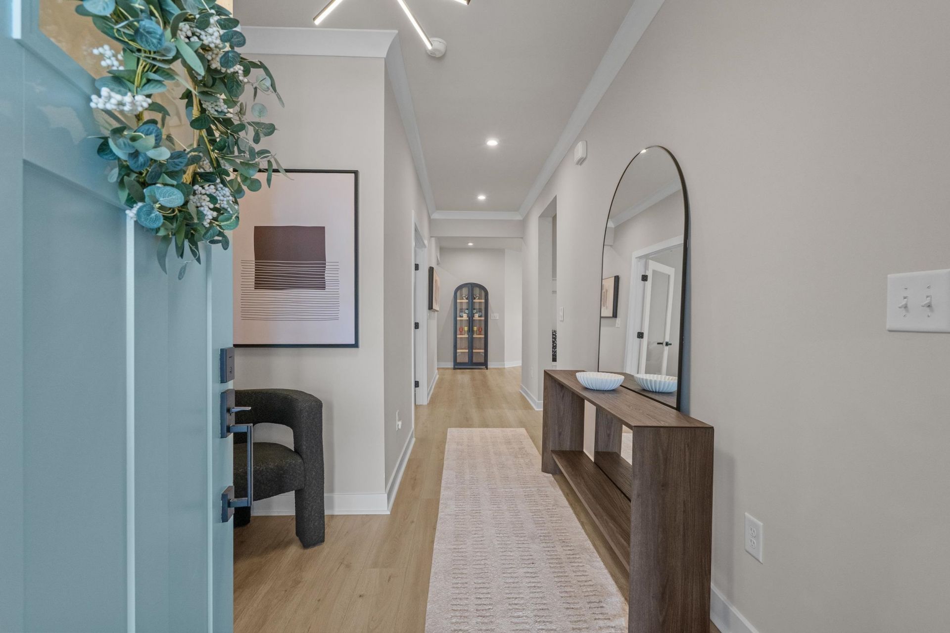 2206 Vera Way Photo 6