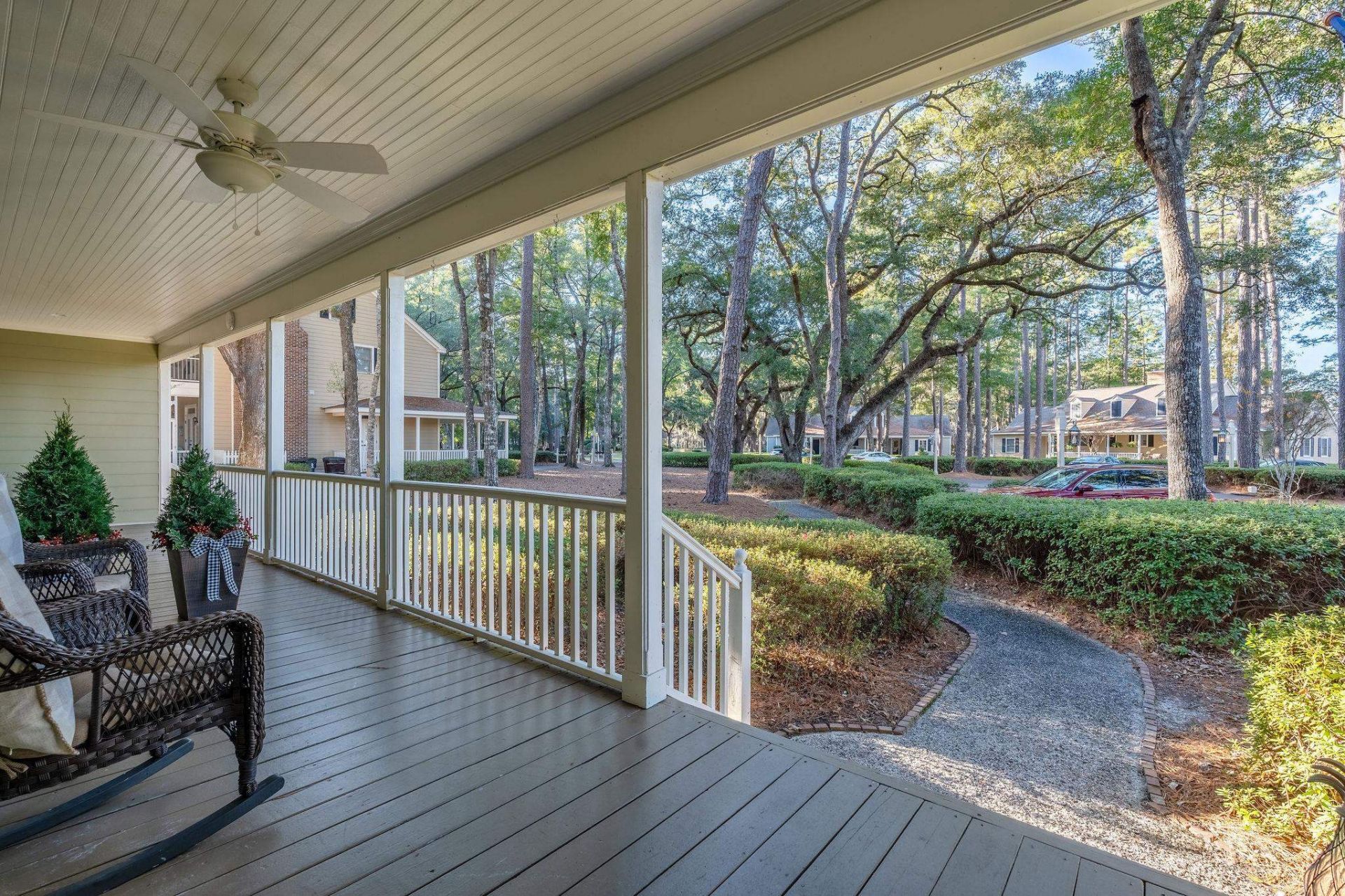 3031 Oak Grove Bend Photo 4