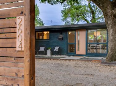 2604 Andrea Lane, Dallas, TX 75228