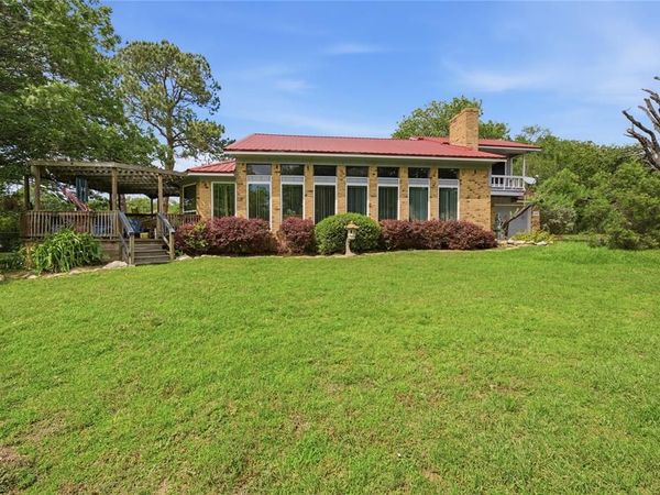 115 Imperial Drive, Mabank, TX 75156