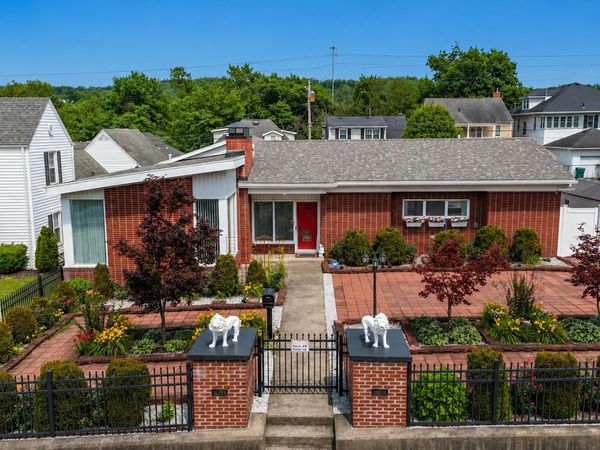 414 E Main Street, Clarksburg, WV 26301
