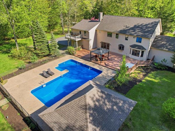 97 Dudley Road, Brentwood, NH 03833