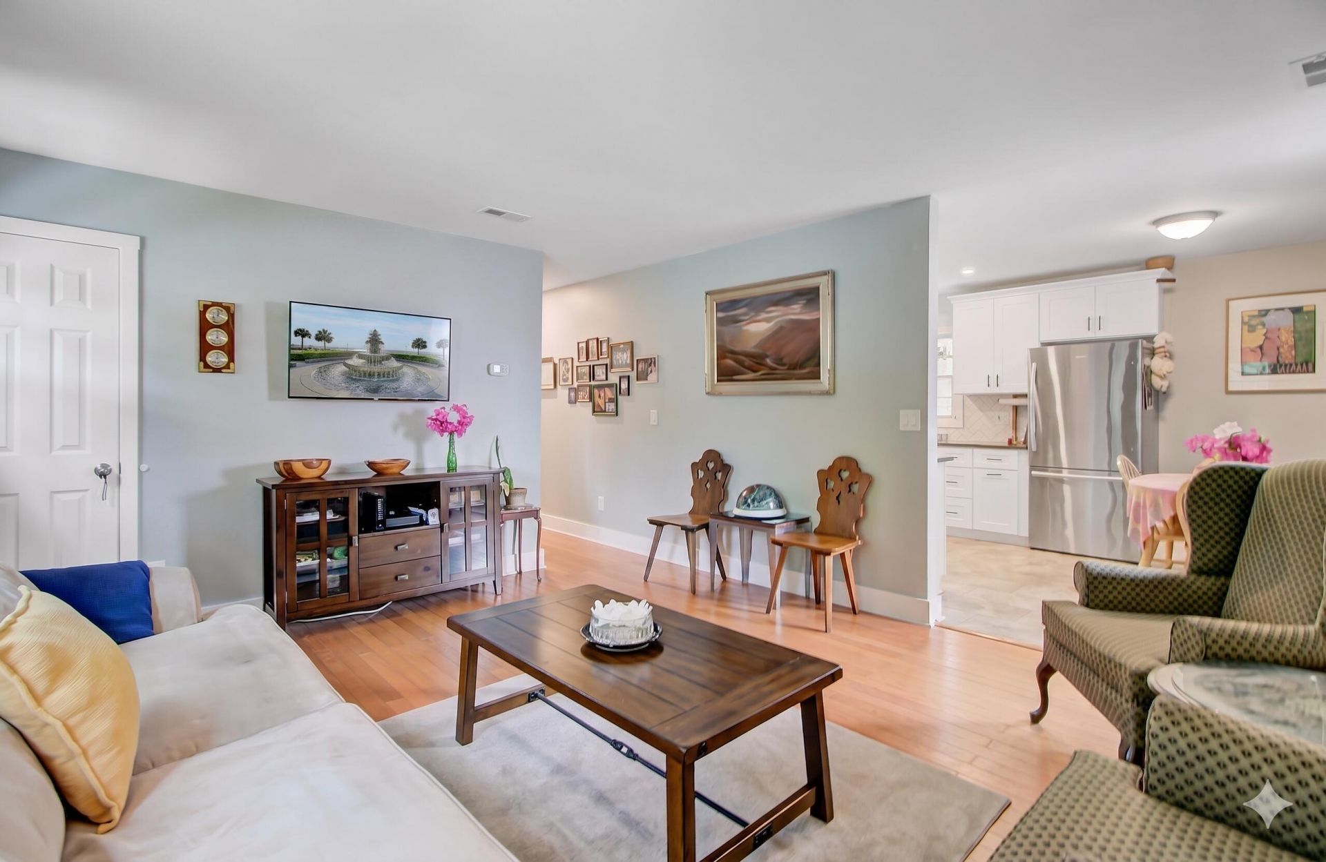 1531 Seacroft Road Photo 8