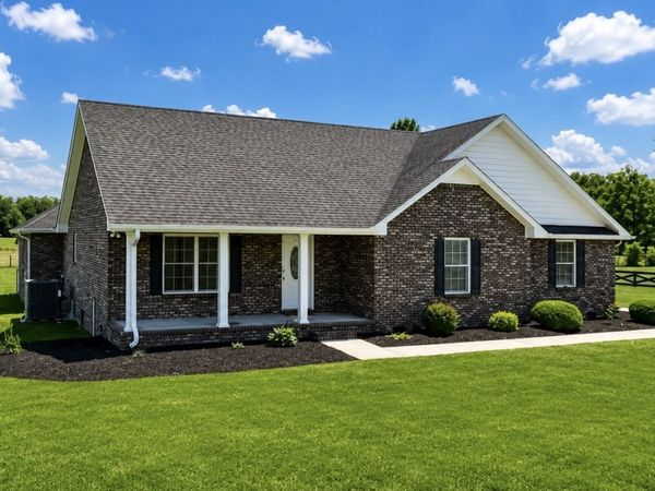 663 Jackson Rd , Portland, TN 37148