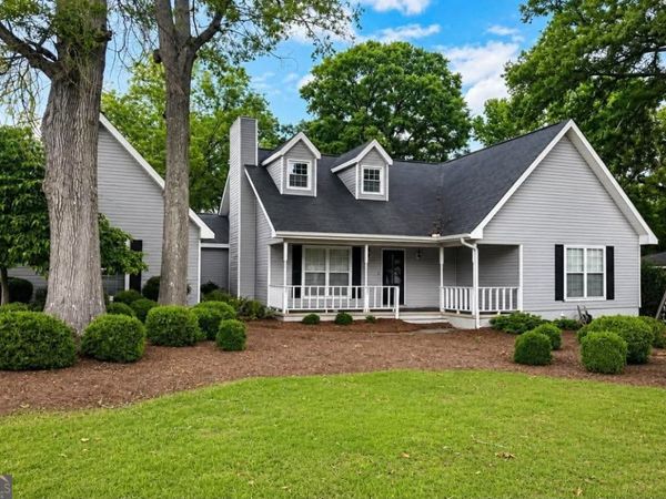 419 Sentry Oak Drive, Centerville, GA 31028