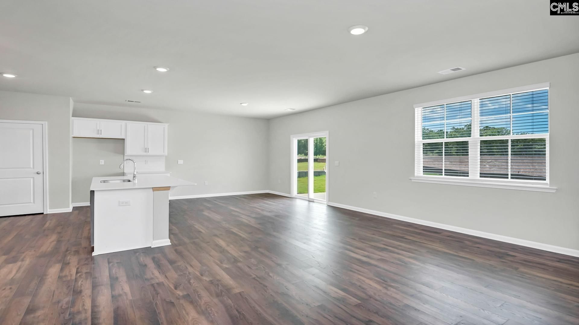 2018 Grovefield Drive  Photo 6